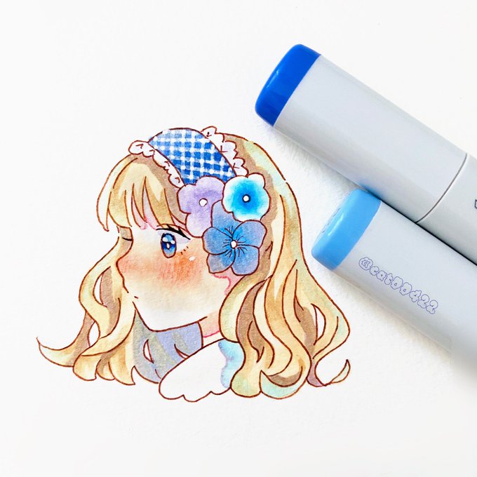 「blue eyes mechanical pencil」 illustration images(Latest)