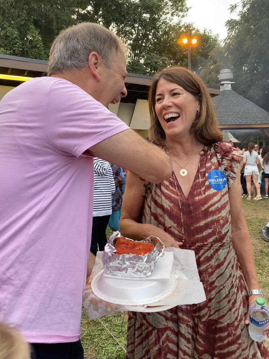 HelenaBFoulkes's tweet photo. Great evening in Johnston at Our Lady of Grace Church’s Feast with Former Rep. @stephen_ucci! https://t.co/2IG7HWRmRp