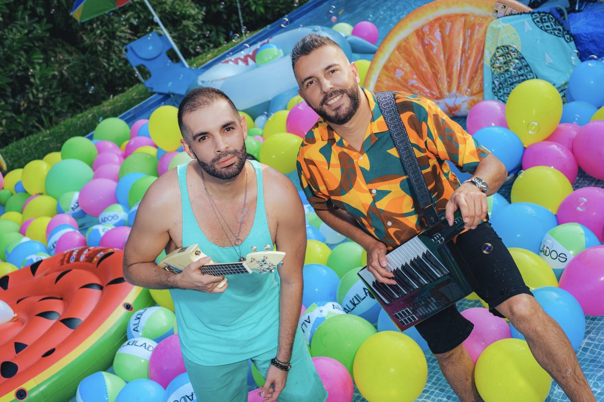 noticierovv's tweet photo. #Entretenimiento | ”La ladrona” es el nuevo lanzamiento de #Alkilados

Amplia la información 
▶️https://t.co/AeTdNFRTma 

#NoticieroVV #11Sep https://t.co/kQRkY1rrYb