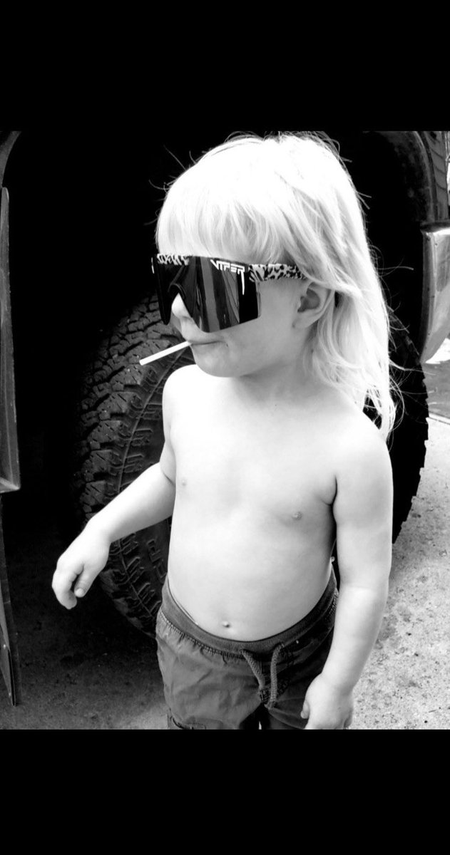 AngieBaby_7's tweet photo. @ConAirNcCagevid @OilersNation That’s my nephew! Dude’s a legend in the making! https://t.co/YBSVLUUCXM