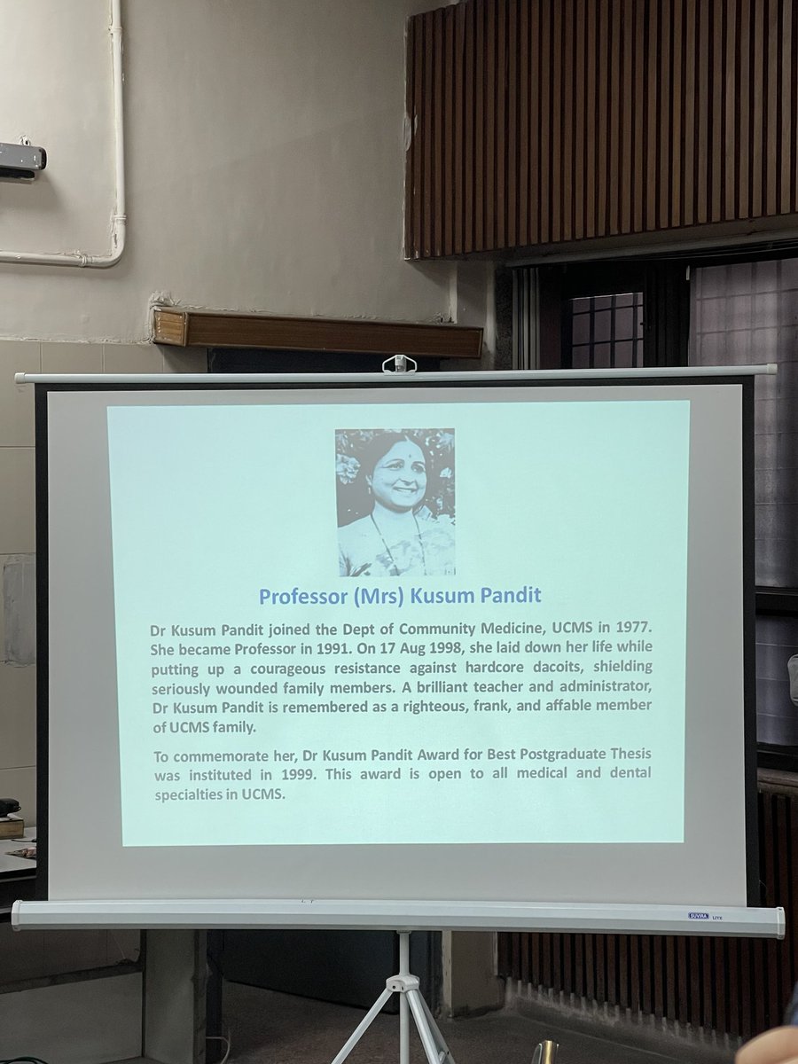 UCMSofficial's tweet photo. (Late) Dr. Kusum Pandit Memorial Best Thesis Award (2021-2022)
To promote & recognise #ResidentExcellence in postgraduate learning environment at the #UCMS, this award for the best thesis has been instituted by the College since 1998 1/ https://t.co/bhLqrMyrzU