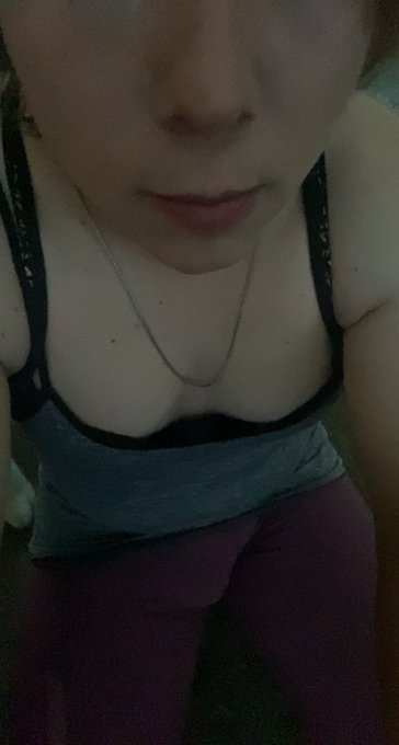 Horny af rn https://t.co/8NCkqJeYAr