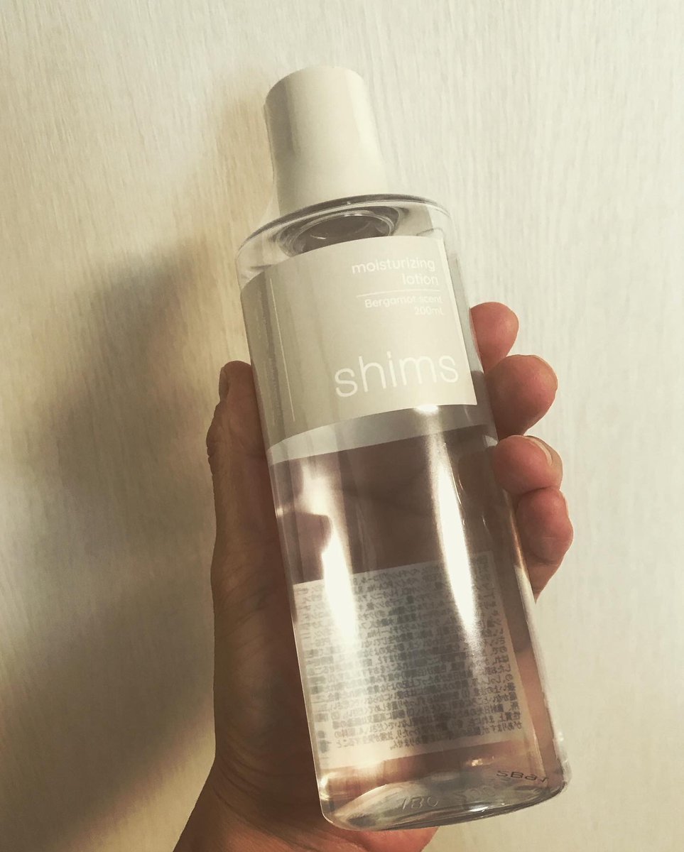 kirakiranoriko's tweet image. #shims #モイスチャライジング ローション
#moisturelotion　#シムス #モイスチャライジング #ローション 
#保湿化粧水
@shi...
lipscosme.com/posts/4417983