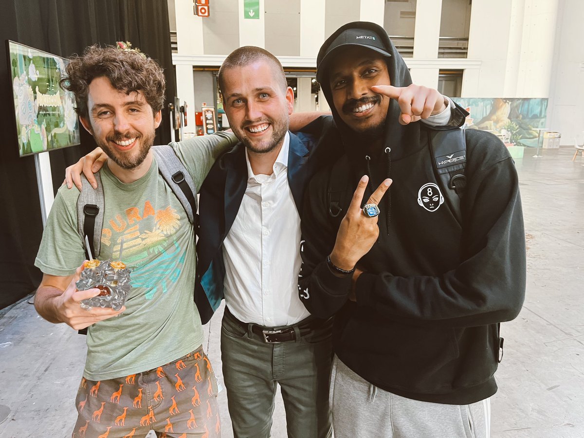 Best. Day. Ever. 🥇🥇

<a href="/METAT8esports/">METAT8</a> @1437_MT8 <a href="/sebastianpozzo/">Superchería</a> <a href="/AxieInfinity/">Axie Infinity</a>