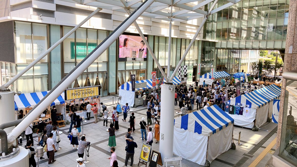 hamamatsu_cbf's tweet photo. 11時よりスタートしました🍺
https://t.co/ExqbHiomA0

皆さま大変お待たせいたしました！
今回はチケット制ではないため、各店でお支払いをお願いいたします。
本日はクラフトビール&amp;フードを楽しんでください(^-^)
18時までの開催です🎉

#浜松クラフトビールフェス2022 https://t.co/orTOyrIdKZ