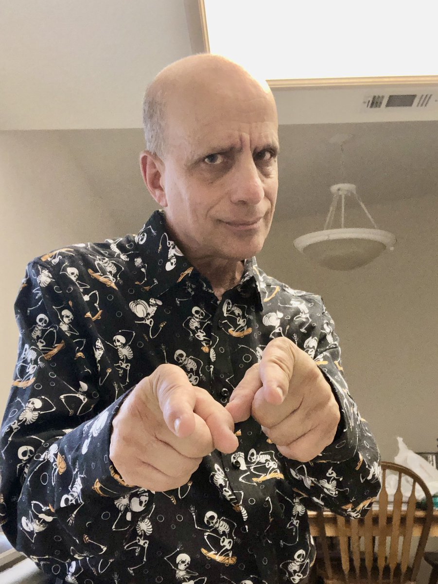 ed_mehler's tweet photo. THIS greeted me at the entrance to our high school reunion tonight to which I say: Class nerd or drug dealer??? Who the heck IS this guy? Well, I guess Iโve taken a licking, but KEEP ON TICKING!!! #differentcentury #justalittleolder #nightandday #sameolEdMehler ๐ซ ๐ฐ https://t.co/ivJIqy3M97