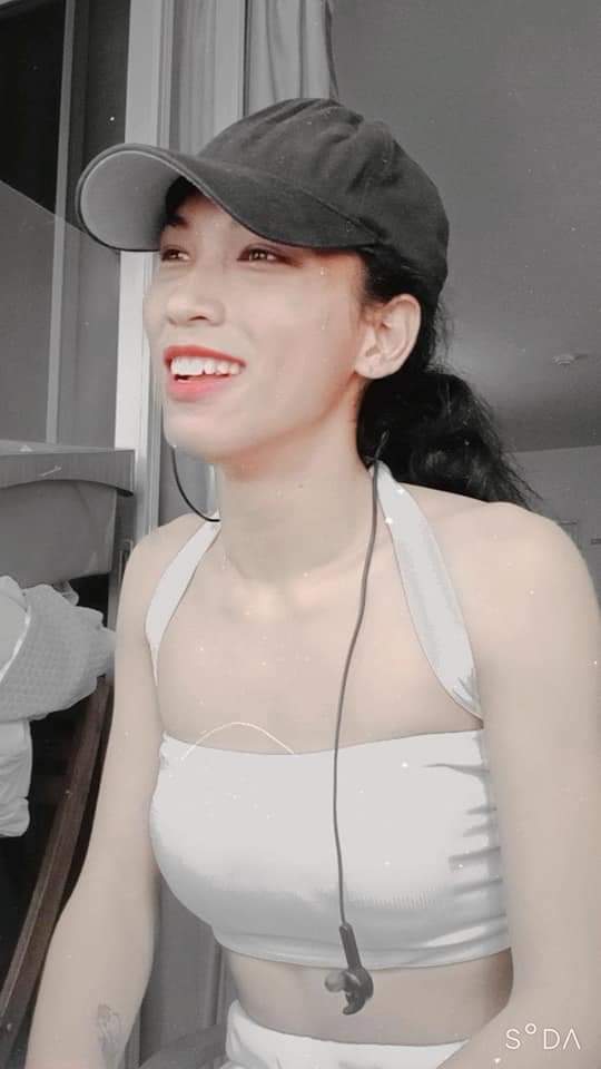 Best03603822's tweet photo. 𝐇𝐞𝐚𝐫𝐭𝐛𝐫𝐞𝐚𝐤 𝐢𝐬 𝐟𝐮𝐧𝐧𝐲 𝐭𝐨 𝐞𝐯𝐞𝐫𝐲𝐨𝐧𝐞 𝐛𝐮𝐭 𝐭𝐡𝐞 𝐡𝐞𝐚𝐫𝐭𝐛𝐫𝐨𝐤𝐞𝐧.

อกหักเป็นเรื่องตลกสำหรับทุกคน ยกเว้นคนที่อกหัก

#คำคมภาษาอังกฤษ 
#epigram #quoteoftheday https://t.co/TbxKKihDOM