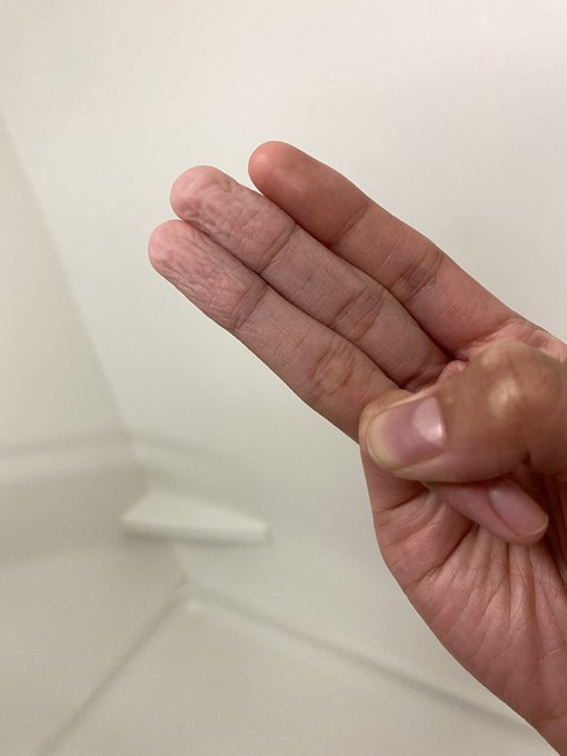 when u go on a trip and don&rsquo;t bring any toys with u so u get unreasonably horny and finger urself &amp; squirt<a href="/tag/throne"class="tags"><span>#throne</span></a><a href="/tag/wishlist"class="tags"><span>#wishlist</span></a>