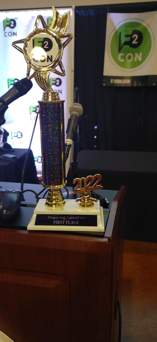 BetaComboZ's tweet photo. Can't believe nobody showed up for F2Con smh. We'll take the dub though.
#dbfz #F2Con https://t.co/NsKqgtcsUg