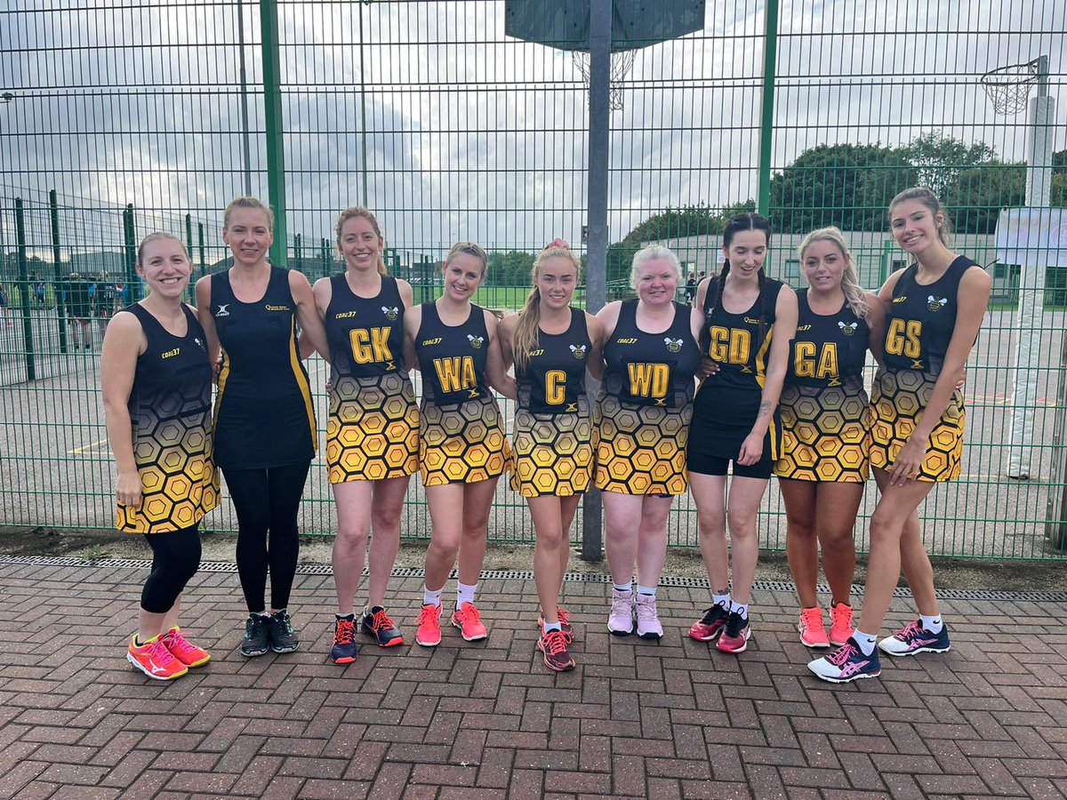 QUEEN BEES NETBALL CLUB 🐝 tweet media