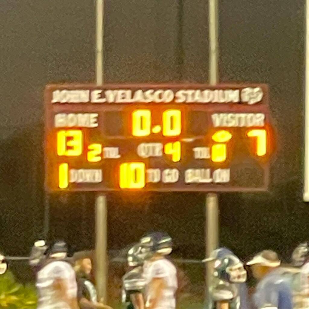 atown_media's tweet photo. [vars] Aiea-13  Kailua-7 (final) https://t.co/M0uL4VlOGn https://t.co/HoCxPXiqea