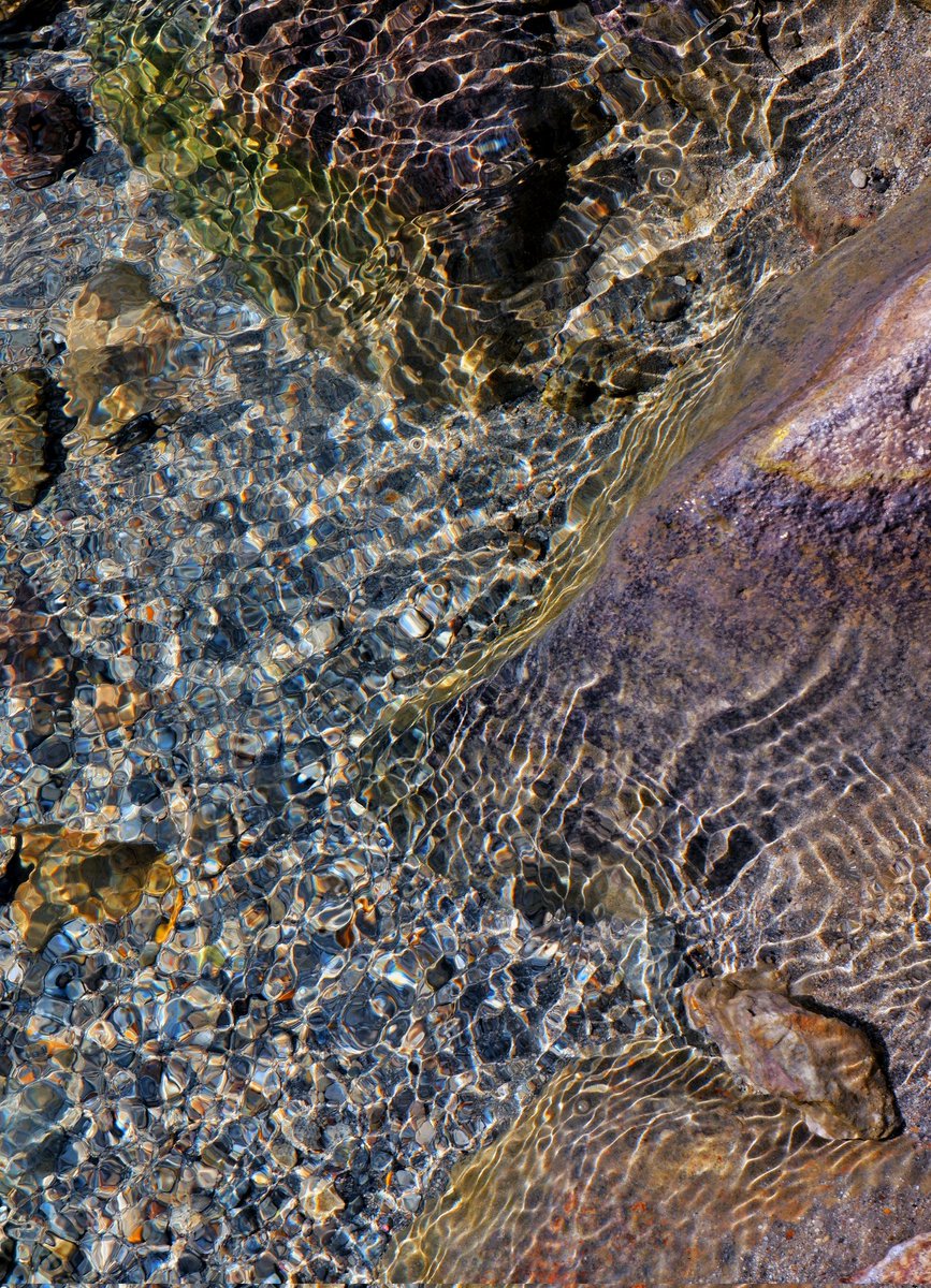 and2ia37's tweet photo. Selamat siang🙏
Abstract nature: rocks under the water flow

https://t.co/04txdQFm9k
https://t.co/IlqakJCP6p

#NFTs #NFTCommunity @opensea #nftphotography #nftart #NFCollection https://t.co/Rqwq5aZPUd