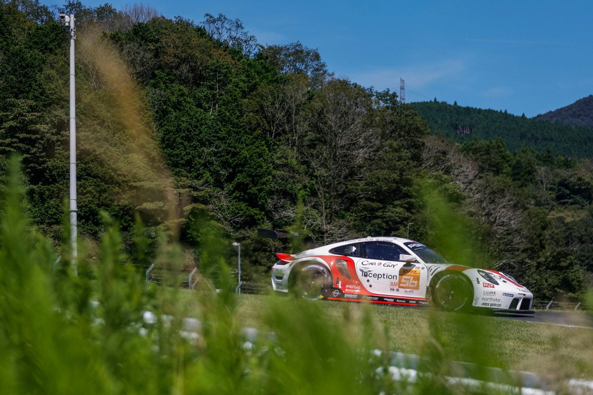 OptimumMSport's tweet image. #6HFuji 🎌 30’ to go and up to P8 ⚡️ @FIAWEC. Time to push until the chequered flag 🏁

#WEC #TeamProject1 #InceptionRacing