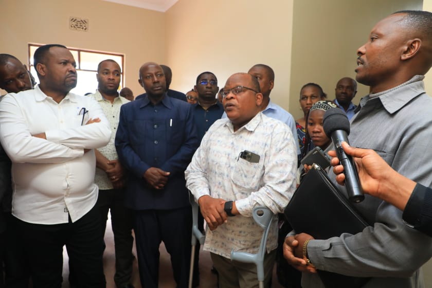 wizara_elimuTz's tweet photo. "Tumejiridhisha na fedha iliyotumika katika Mradi wa Ujenzi wa bweni la wanafunzi wa kike katika Chuo cha Ualimu Patandi, nimpongeze Mhe. Rais kwa kutoa kipaumbele katika Sekta ya elimu

#Mhe.Stanslaus Nyongo (Mb)
#ZiaraKamatiyaKudumuya BungeyaHudumanamaendeleoyaJamii https://t.co/mC2AuVOgut
