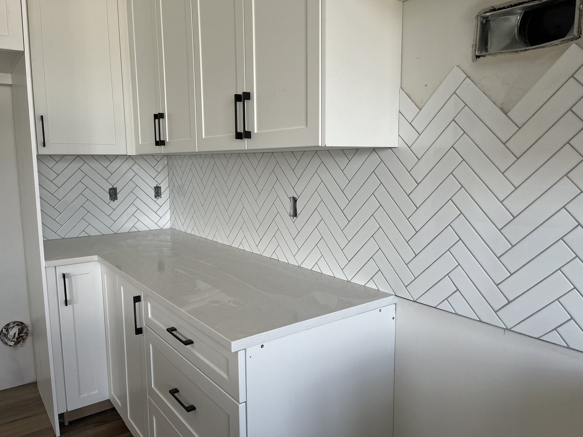 cgj_tile's tweet photo. Check out this #herringbone #backsplash I have been working on.   

#tile #tiles #tilesetter #design #kitchen #designer #reno #construction #home #reddeer https://t.co/3jKuoNPMiZ