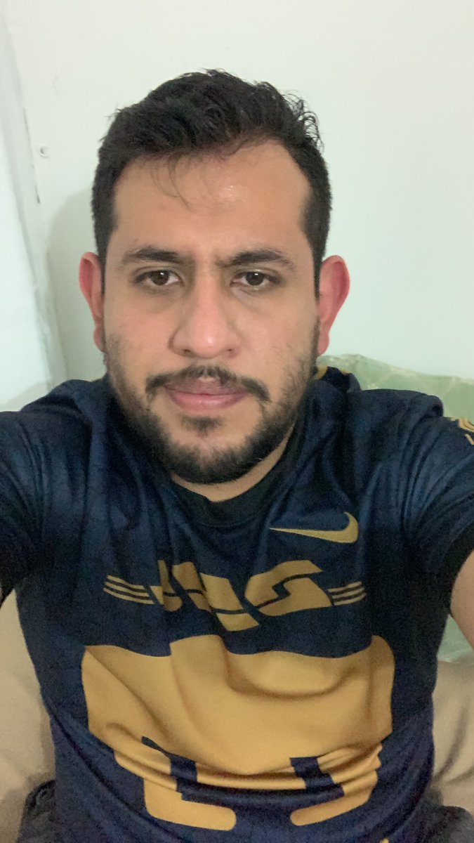 andy931510's tweet photo. HOY GANA PUMAS !!!!
#sabadofutbolero #TUDN https://t.co/hywShaK7JS