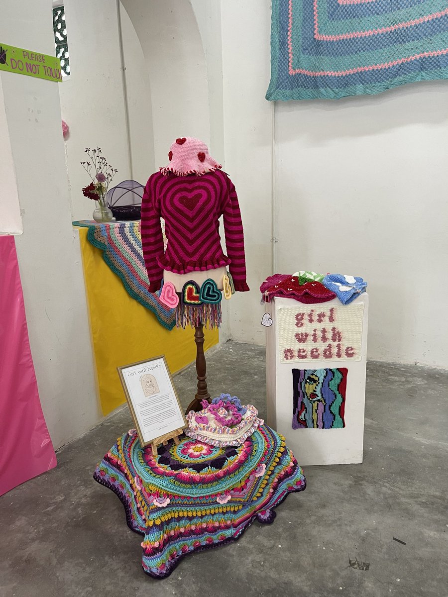 rumahtangsi's tweet photo. Final day The messy market at Rumah Tangsi… do drop by guys and join the fun.. https://t.co/n6sIuJnE8h