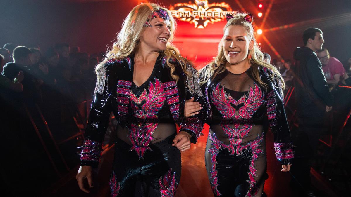heartfordivas's tweet photo. I want them as tag team champs 🔥 #DivasOfDoom https://t.co/YCyru55NnW