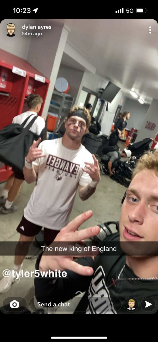 TheMarcusDuncan's tweet photo. @joshburtch @EvangelValor @Evangel_FB LLQ 👸🏼 https://t.co/z8mbCuBDwT
