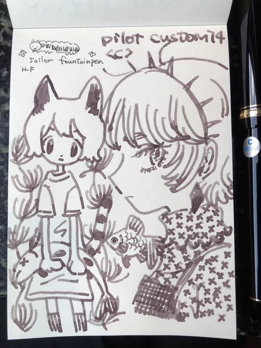 #万年筆イラスト部 
現代万年筆と約100年前の万年筆 