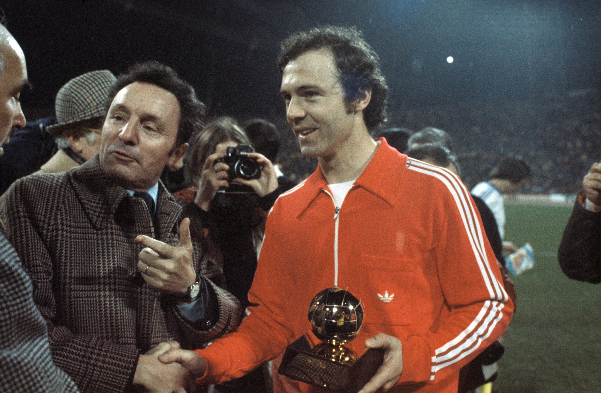 Happy birthday to the 1972, 1976 Ballon d Or  winner, Franz  Beckenbauer   