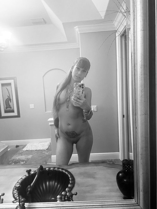 Enticing Beauty 🥀 https://t.co/AJOIaoRcRp<a href="/tag/eyes"class="tags"><span>#eyes</span></a><a href="/tag/beauty"class="tags"><span>#beauty</span></a><a href="/tag/red"class="tags"><span>#red</span></a><a href="/tag/tears"class="tags"><span>#tears</span></a><a href="/tag/floridagirl"class="tags"><span>#floridagirl</span></a><a href="/tag/hellothere"class="tags"><span>#hellothere</span></a>