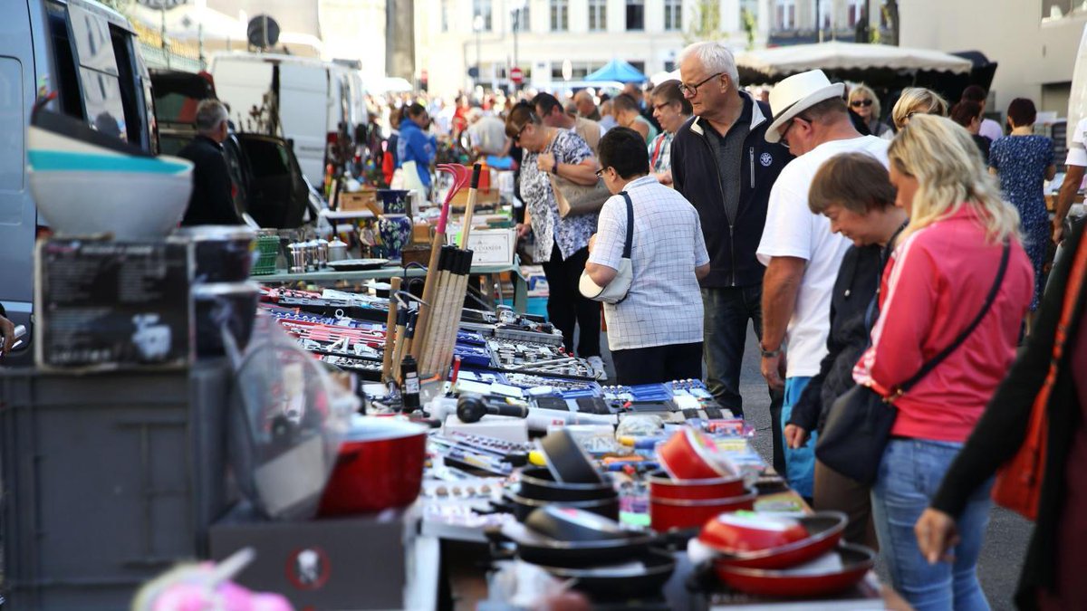 CourrierPicard's tweet photo. Toutes les brocantes du 11 septembre dans l’Aisne, l’Oise et la Somme ⤵️ https://t.co/gWyAeTTIKj #brocante #rederies #aisne #oise #somme #picardie #sortie #chiner https://t.co/oKJGcFKaHS