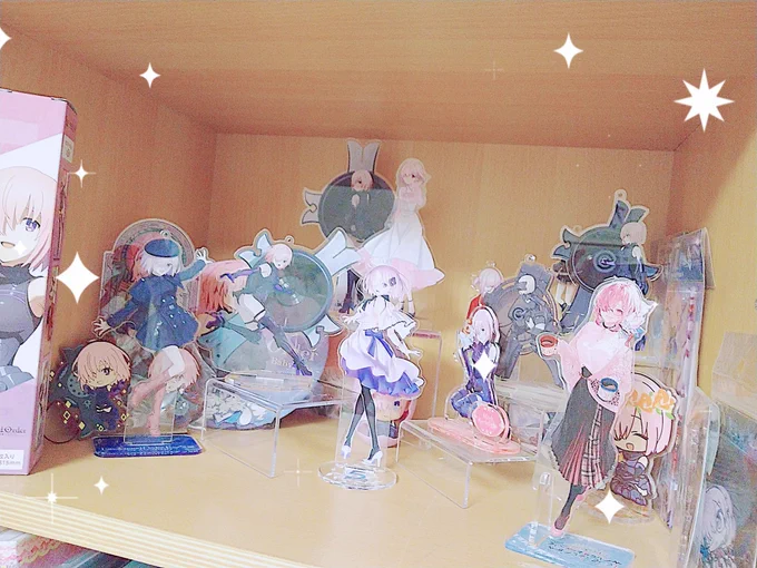 ましゅ屋さんがましゅ屋さんになっていく過程(はやく今年の周年グッズもほしい…)(あと花嫁ましゅのグッズも出して) 