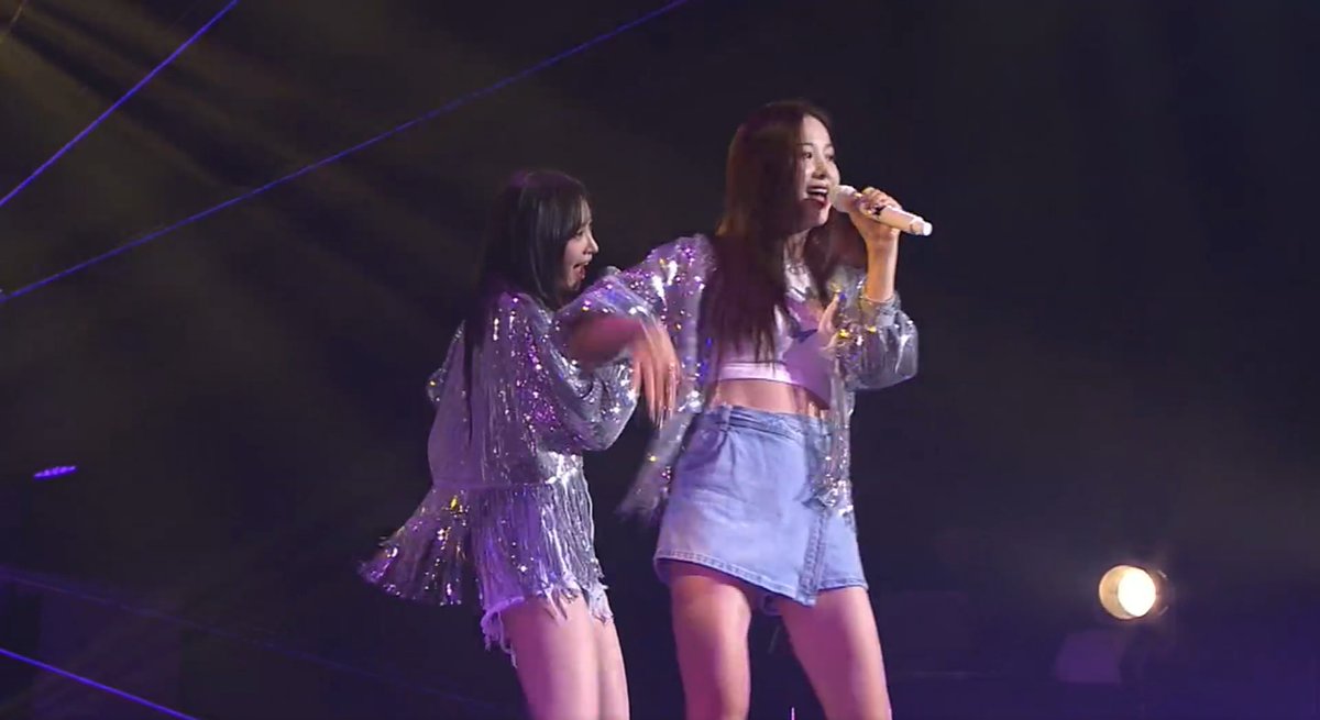 zumithustra's tweet photo. EXID 2022 JAPAN -FINAL- LIVE TOUR 20220909Nagoya
#EXID #GoodBye
#ダソニ #다소니 #Dasoni #ソルジ #솔지 #Solji #ハニ #하니 #Hani https://t.co/ODlLrHiEnm