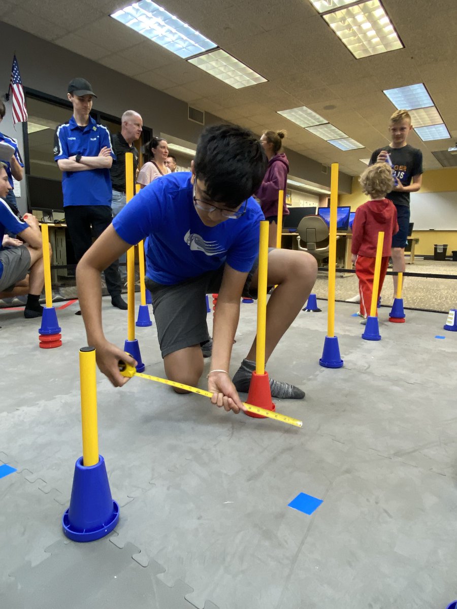 FTC kickoff in the lab was a blast! Thank you to all teams who joined us for the Power Play game reveal. We can't wait to see what you make this season!

 @FTC_Indiana  <a href="/FRCTeams/">FIRST Robotics Competition</a> @the_pennant @phmschools @FIRSTINRobotics <a href="/14596XLR8/">XLR8</a>  #robotics #team135  #team135pride