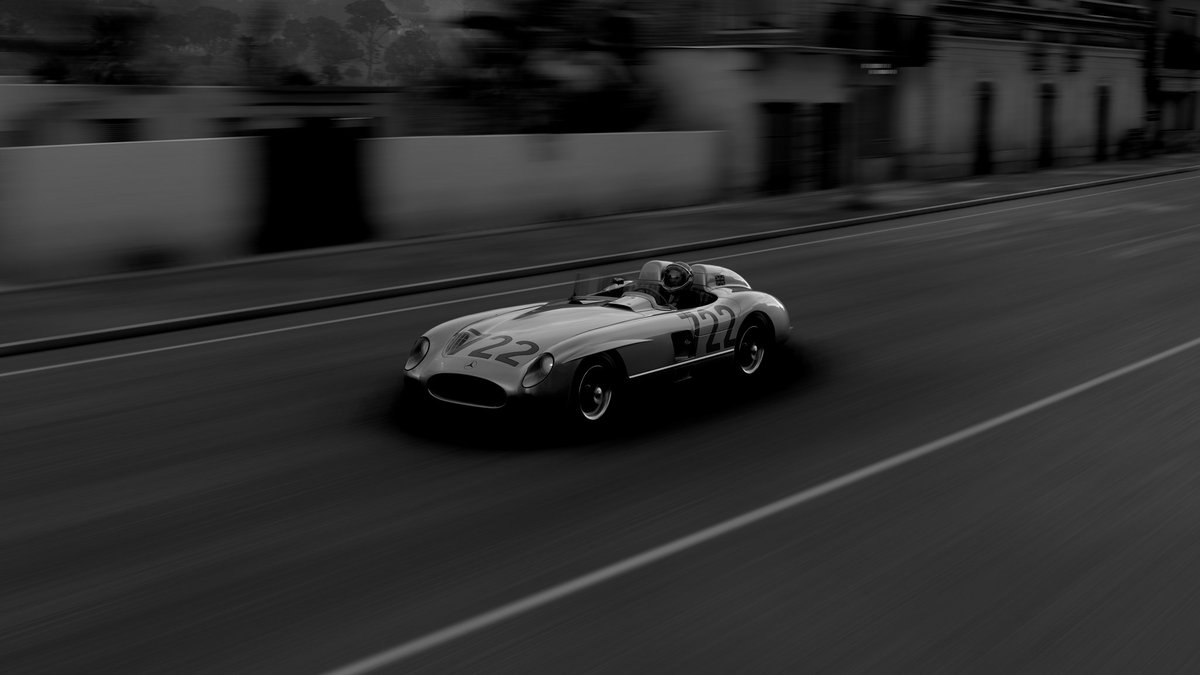 El_Fercho26's tweet image. Chulada el #MercedesBenz #300SLR
en @ForzaHorizonEsp / Fue un stream cortito pero mañana hay #F1 en #MonzaGP uwu a intentar mimir ahora si