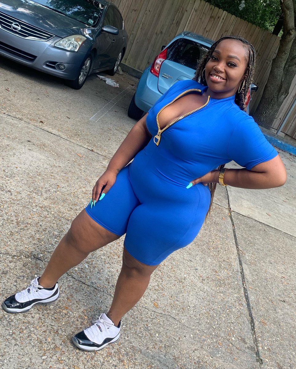 _Joyyyyful's tweet photo. โ ๏ธ Caution I break necks and pockets โ ๏ธ #BatonRougeClassic #BigJo #NotTheLilOne #SU https://t.co/Lpo3ARRr6b