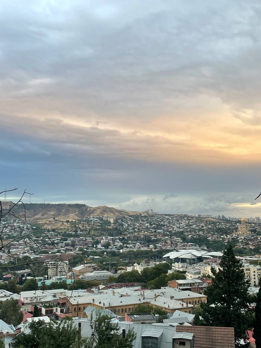 That's a good morning and what's your morning like?
#NFTCommuntiy #NFTfamily