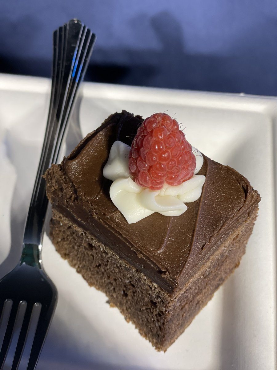 A BYU fan got me a piece of cake for my birthday. #sicembears