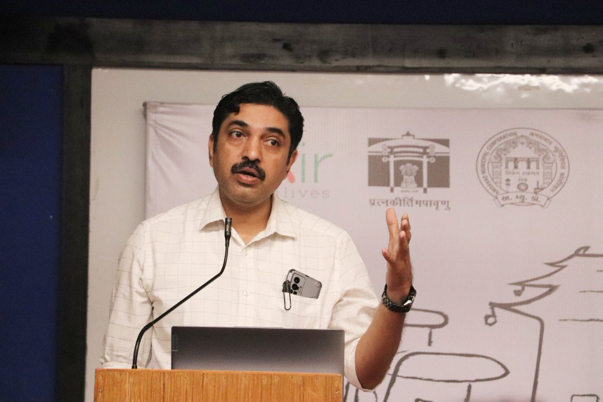 MadhishParikh's tweet photo. It all started with a self-ignite to engage #Youth4Heritage and it is now five years of @UNESCO World Heritage Volunteers #LetsHeritage Program in India by @ElixirIndiaOrg. I am proud to share, we are now 250+ young alumni strong community globally 🌎 
#WorldHeritage #WHV2022 https://t.co/IehP4M8eJG