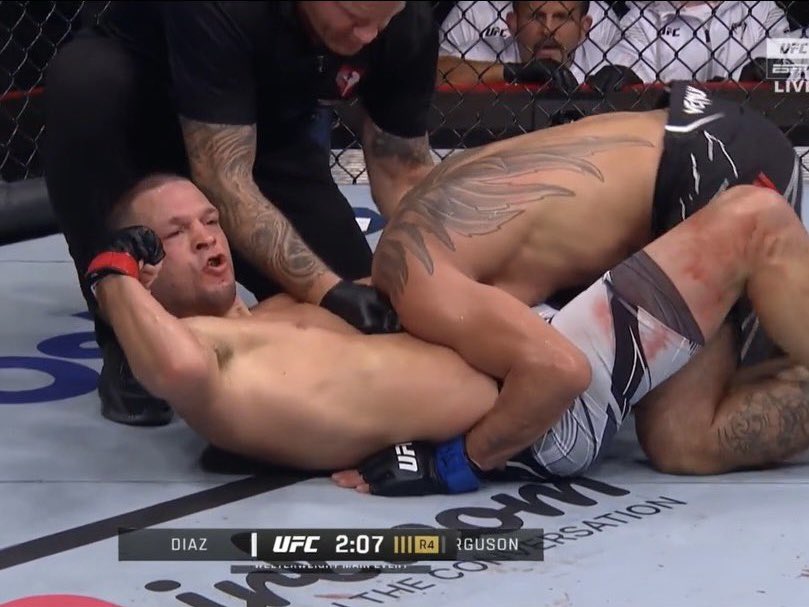 SharpFootball's tweet photo. please never retire Nate Diaz https://t.co/ZvMgFWGMBc