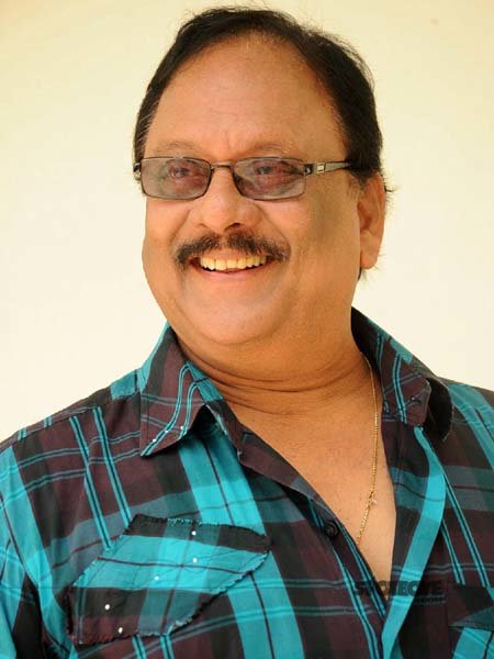 ActorKhayyum's tweet photo. Deeply Saddened to hear about the sudden demise of #KrishnamRaju garu.Sending my condolences to his near and dearest ones. May your soul rest in peace sir.🙏 https://t.co/H58krtfQvY