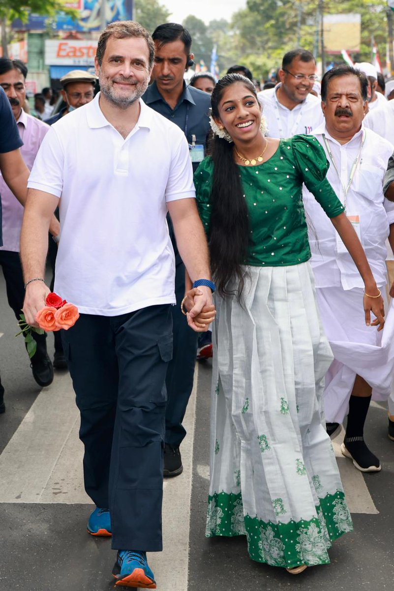 INCIndia's tweet image. Joining hands, connecting hearts - #BharatJodoYatra bringing India together.