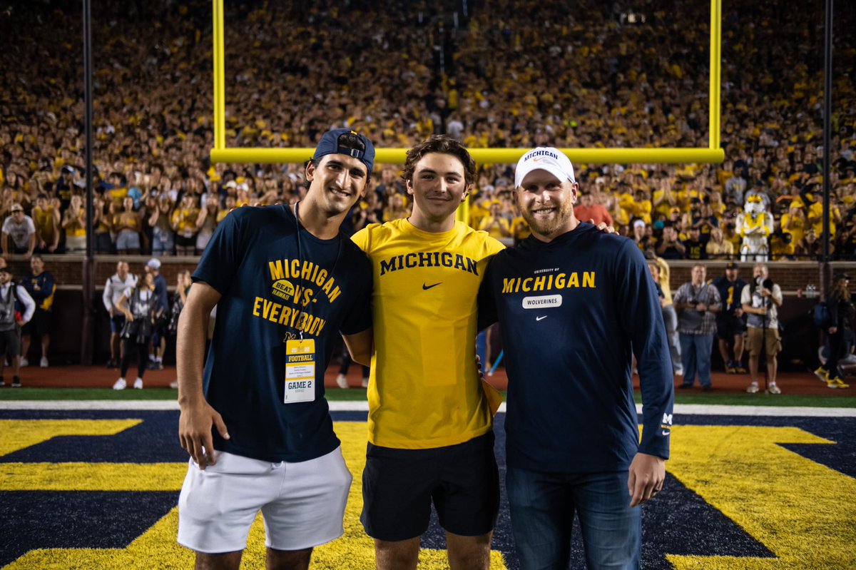 Let’s hear it for your 2022 Wolverine Olympians! 

#GoBlue〽️ #ProBlue