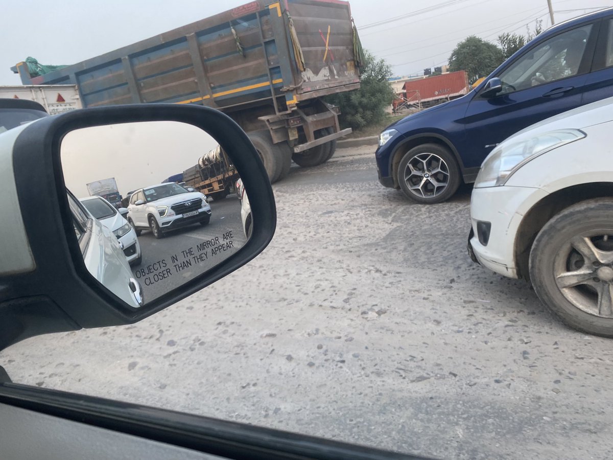 06_vicky's tweet photo. Dear Gadkari ji,
Condition of Delhi Jaipur highway is pathetic. Specially 50 km stretch between Bawal to Dharuhera to Bilaspur to Manesar. 
Dangerous potholes, Accidents, long jams due to poorly designed road crossings. for the same road toll tax is being charged! @nitin_gadkari https://t.co/2Kx7rX8hma