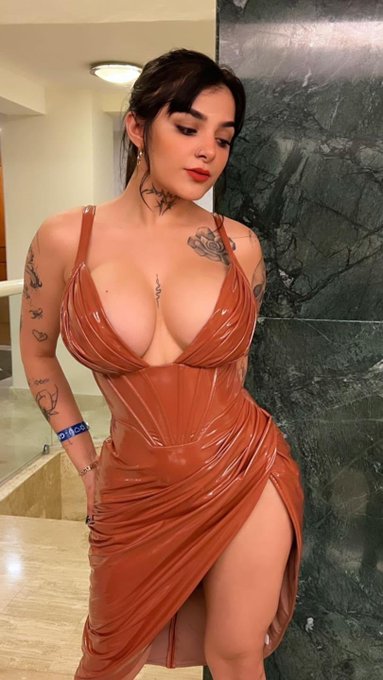 Buenas noches 🥰 https://t.co/JXtqCwk4HM