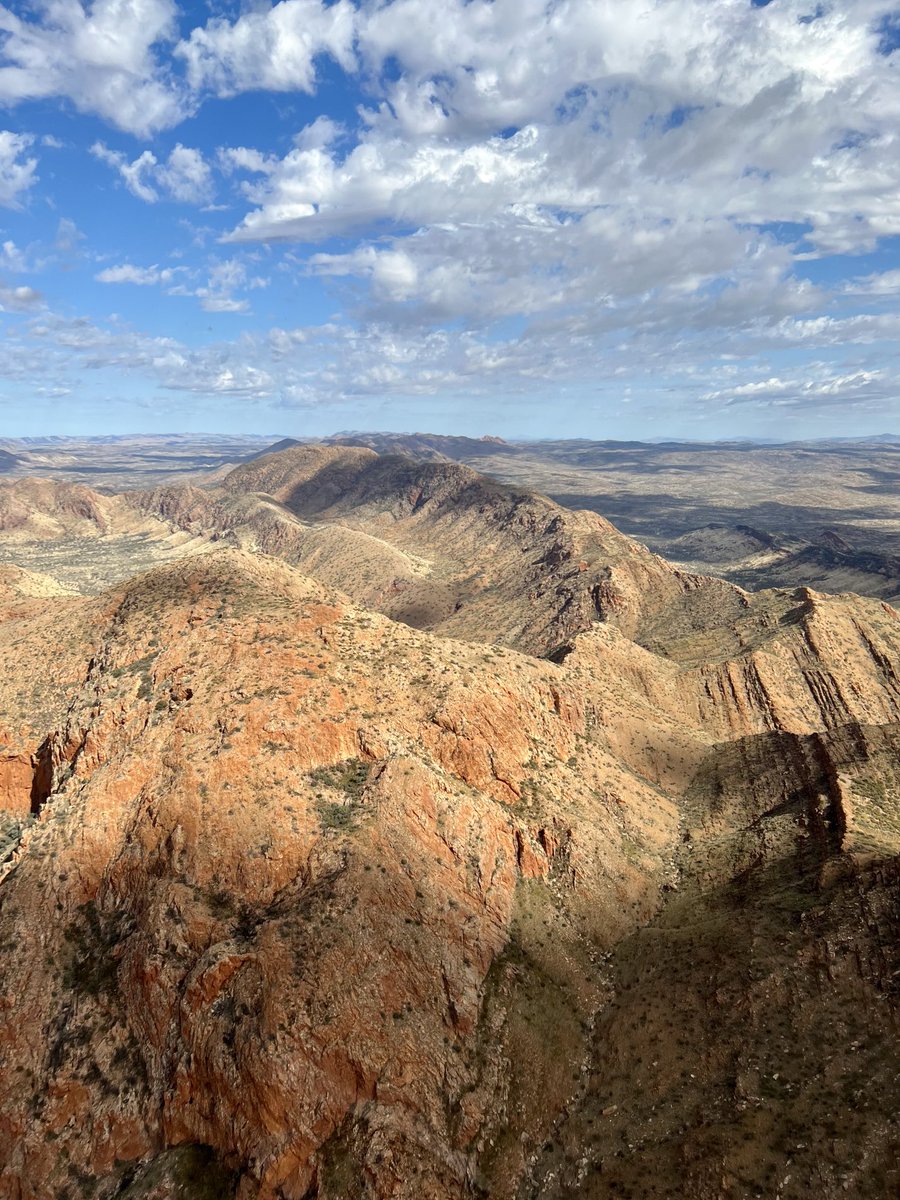 A day trip outside Alice Springs taking in the beauty of the McDonnell Ranges, and the Larapinta Trail along the ridge