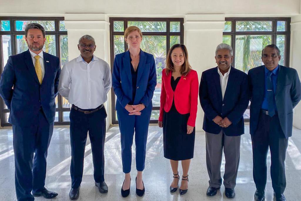 Civil society plays an essential role in democracy by advocating for the rights of vulnerable communities. I appreciated this rich discussion w @PowerUSAID & key SL civil society reps, and reiterated our commitment to support an inclusive, democratic future for all Sri Lankans.