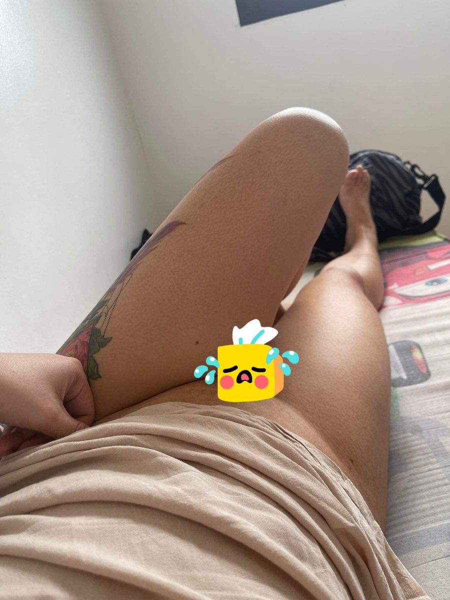 Queeneamore's tweet photo. Tang ina libog na libog na ako tas walang may mag aavail? 🥺💦 40% off ako 🥰 TG: @Queeneamore 
#sellingcontent #alterpinay #alterpinay #alterpinayvideo #alterbooking #AlterManila #AlterMakati #alterpinaybooking #alterphilippines #alternewbie #alterph #alterpinayph #nsfwtwt https://t.co/mzo2IbehFi