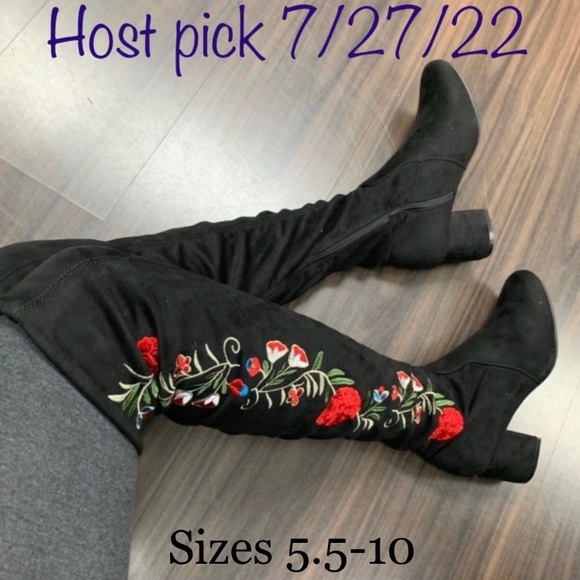 QueenSadie88's tweet photo. So good I had to share! Check out all the items I'm loving on @Poshmarkapp from @SINisterLunchbx @KTadrick #poshmark #fashion #style #shopmycloset #closed #lululemonathletica #betani: https://t.co/9zZAnE7bGl https://t.co/PfEFNt1o5E