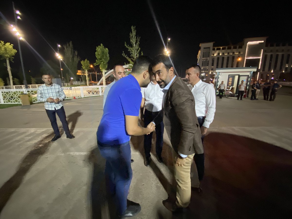hasanakyoll06's tweet photo. 📍Türkiye’nin en büyük millet bahçesi 😎

İl Başkanımız @hakanhanozcan , İlçe Başkanımız @Fatih__Bildik ve Belediye Başkanımız @asimbalci ile birlikte Altındağ Belediyemizce organize edilen Hakan Taşıyan konserine katıldık.

@efedemirhann 
@altindagakgnc 
@yusufteceren06 https://t.co/9LqDbYdQVO