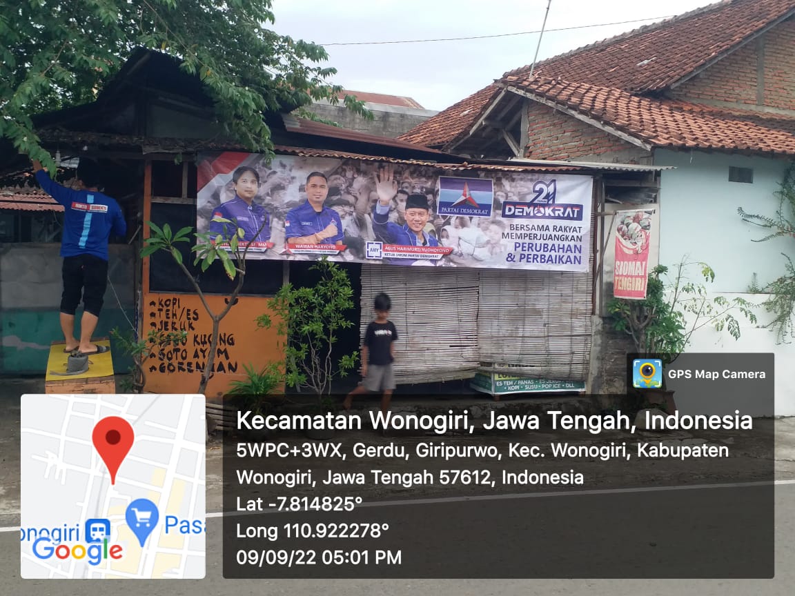Semarak pemasangan spanduk di warung² dan tempat lain di ratusan titik se kab. Wonogiri. InshaAllah mas <a href="/AgusYudhoyono/">Agus Harimurti Yudhoyono (AHY)</a> menjadi pemimpin Indonesia.   #RapimnasDemokrat
