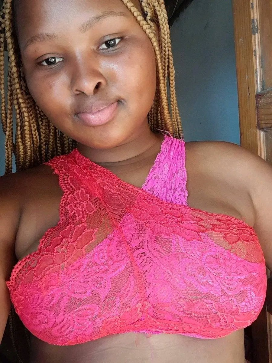 chechit_h's tweet photo. Panty can also be bra 😝🥵💦💦 https://t.co/mkeQECklyE