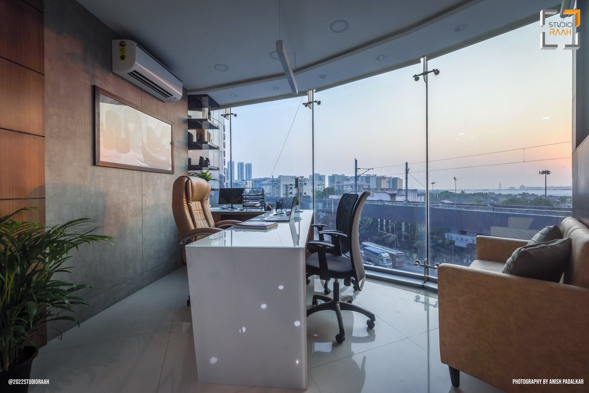 CAChirag's tweet photo. When the producer &amp; directors requested to shoot their episode in my office and seriously took on rent this Sunday, I realise how beautiful my office is !! 

#SundayThoughts https://t.co/XZiYUQWLct