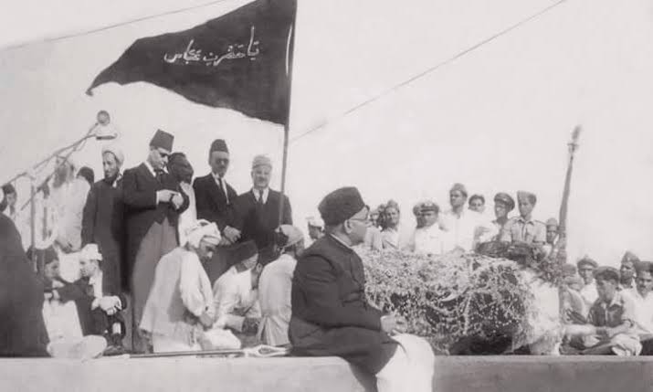 imshia's tweet photo. آج قائداعظم محمد علی جناح کا یوم وفات ھ�� قوم کو یاد ھے؟
#11September 
#Death #QuaideAzam #Pakistan #Karachi #Shia 
#viral https://t.co/2I5F1YaPuj